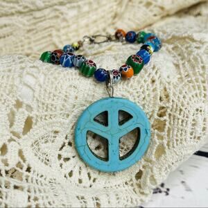 Peace sign beaded bracelet blue